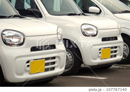自動車イメージ　軽のビジネス仕様車　スズキアルト 107767140