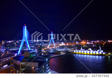 青森市の夜景 107767366
