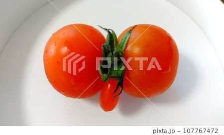 ミニトマト 107767472
