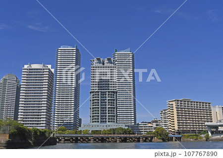 横浜ポートサイド 107767890