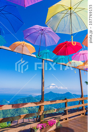 （静岡県）伊豆パノラマパーク　アンブレラスカイ2019 107769155