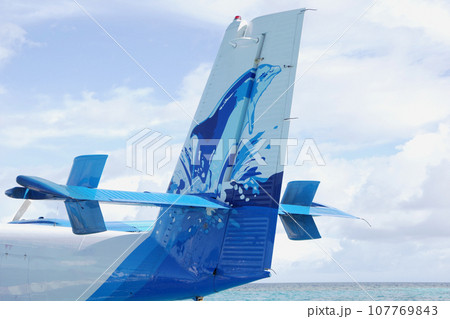 水上飛行機の尾翼 107769843