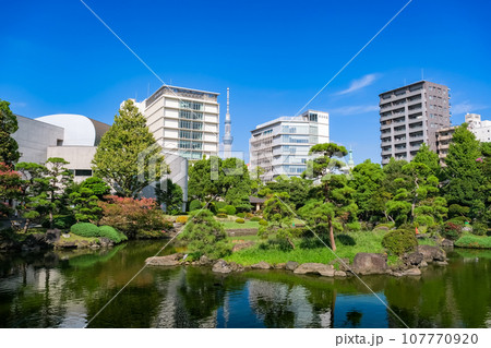 東京都墨田区 旧安田庭園 107770920