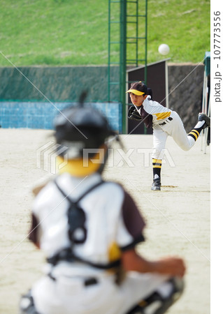 投球練習（少年野球） 107773556