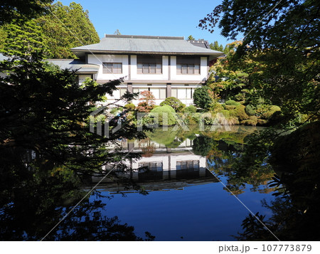 日本庭園（日光山輪王寺　逍遥園） 107773879