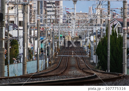 吹田市豊津駅付近の線路 107775316