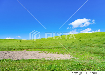 北海道 夏(8月)の美瑛・富良野 北海道 夏(8月)の美瑛・富良野 107780302