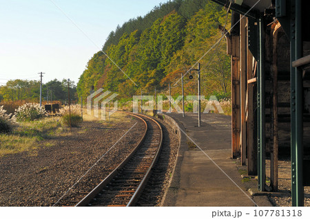 JR北海道函館本線　小沢駅 107781318