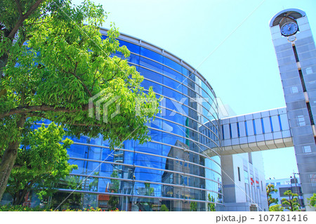 愛知県刈谷市、刈谷市中央図書館の風景 愛知県刈谷市、刈谷市中央図書館の風景 107781416