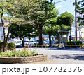 誰もいない公園 107782376