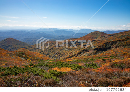 栗駒山の紅葉(宮城) 栗駒山の紅葉(宮城) 107792624