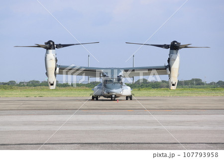 V-22 107793958