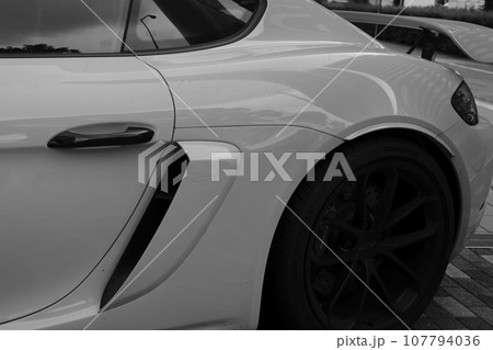 吸気口（スポーツカー） 107794036