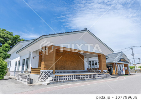 青森県五所川原市 晴天の津軽三味線会館 青森県五所川原市 晴天の津軽三味線会館 107799638