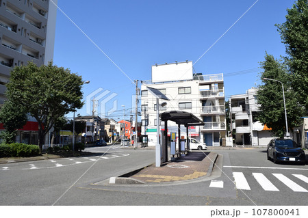 神奈川県大和市 南林間駅東口の街並み 107800041