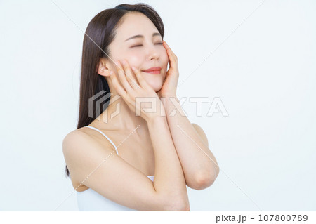 ビューティーイメージ　女性　　 107800789