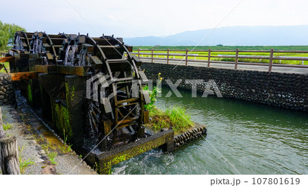 福岡県朝倉市の三連水車 107801619
