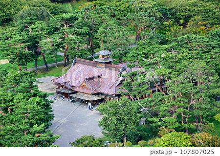 戊辰戦争最後の戦い・箱館戦争の舞台となった… 星形城郭【五稜郭】に建つ『箱館奉行所』 107807025