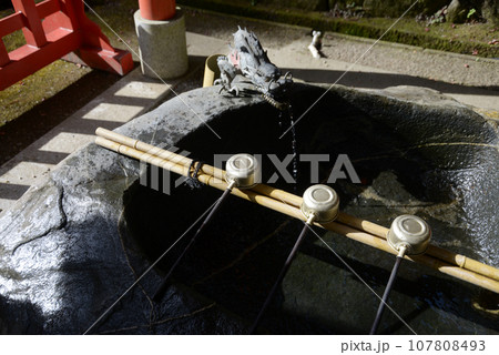 談山神社　手水鉢　奈良県桜井市多武峰 107808493