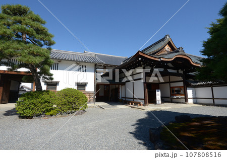 聖護院　長屋門と表玄関　京都市左京区 107808516