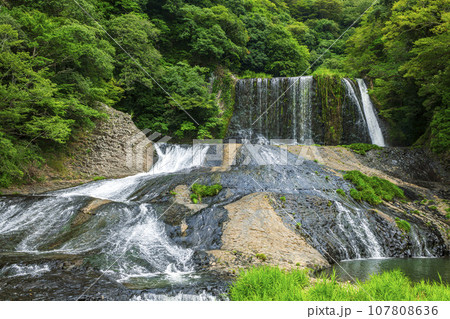 龍門の滝（大分県九重町） 107808636