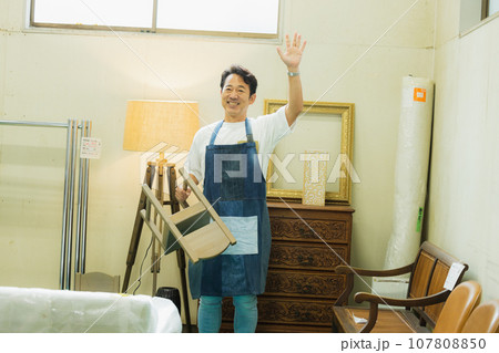 リサイクルショップイメージ 107808850