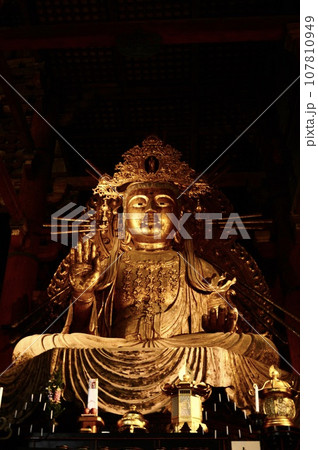 如意輪観音像（東大寺･大仏殿／奈良県奈良市雑司町） 107810949