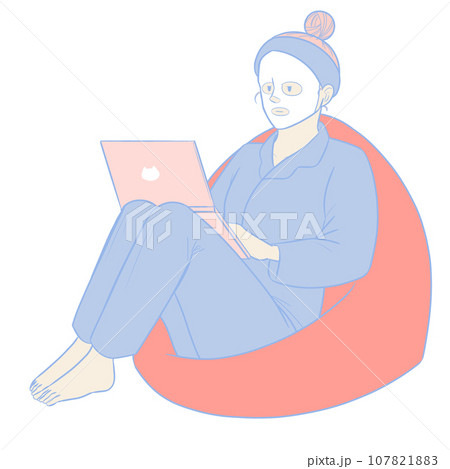 リモートワークをする女性 107821883