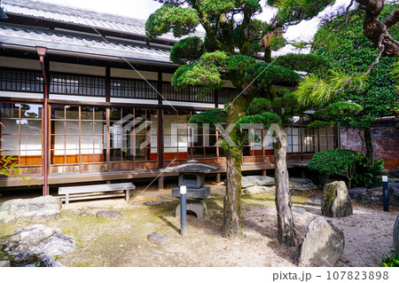 佐賀城下町の旧古賀家（佐賀県佐賀市） 107823898