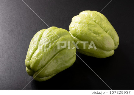 隼人瓜　ハヤトウリ 107829957