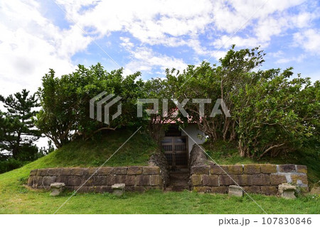 上ノ国勝山館夷王山神社社殿 上ノ国勝山館夷王山神社社殿 107830846