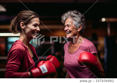 Age-Defying Strength A Senior Woman Boxer,...のイラスト素材 [107836862] - PIXTA