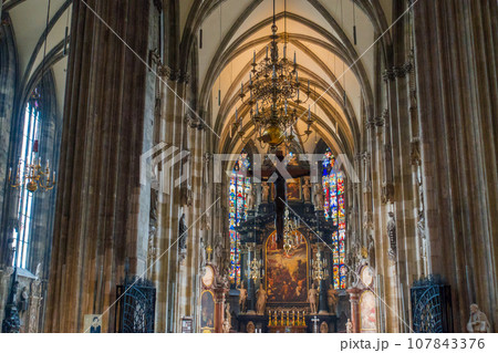 シュテファン大聖堂内部～主祭壇～(オーストリア-ウィーン) 107843376