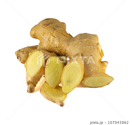 Fresh ginger rhizome with sliced isolated on white background.  107843862