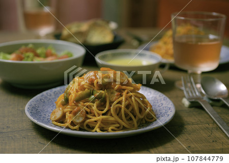 スパゲティ　ナポリタン 107844779