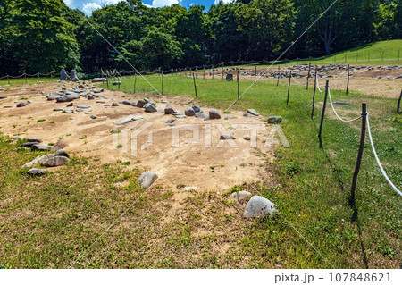 青森 小牧野遺跡 環状列石 青森 小牧野遺跡 環状列石 107848621