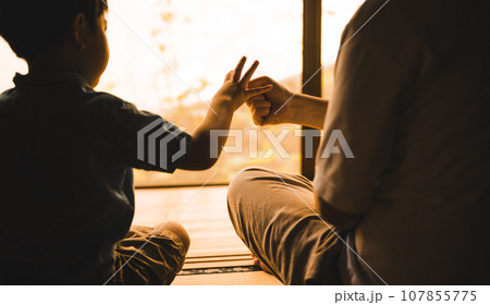 じゃんけん 107855775