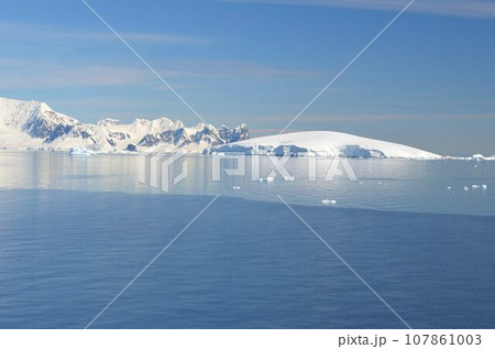 地球最後の秘境　南極半島の絶景 107861003