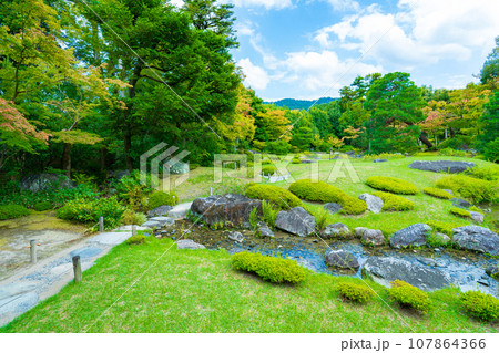 京都市左京区　無鄰菴庭園 107864366