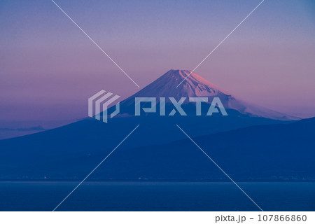 (静岡県)大瀬﨑から望む富士山 (静岡県)大瀬﨑から望む富士山 107866860