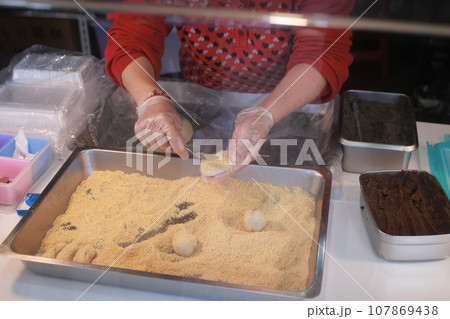 的屋 テキ屋 露店商 107869438