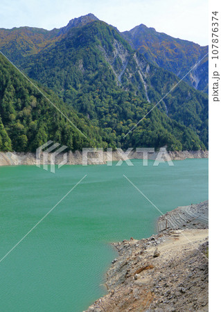 黒部湖と針ノ木岳 107876374