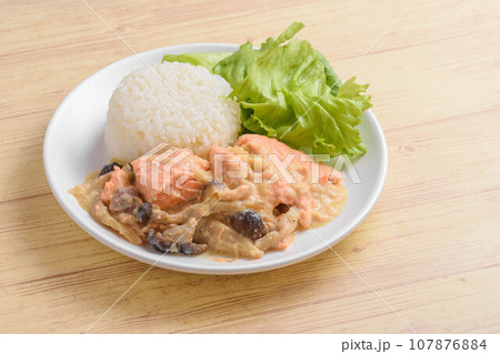 鮭のクリーム煮ランチ 鮭のクリーム煮ランチ 107876884