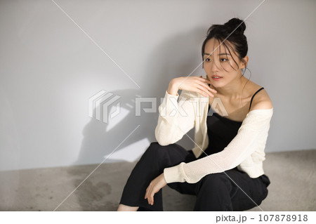 若い女性のビューティーイメージ 107878918