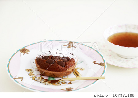 チョコレートタルト・ティータイム チョコレートタルト・ティータイム 107881189