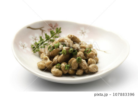 納豆 和食といえば納豆ご飯( 日本食 日本料理 納豆菌 )栄養満点の大豆を使った日本の伝統料理 なっ 納豆 和食といえば納豆ご飯( 日本食 日本料理 納豆菌 )栄養満点の大豆を使った日本の伝統料理 なっ 107883396