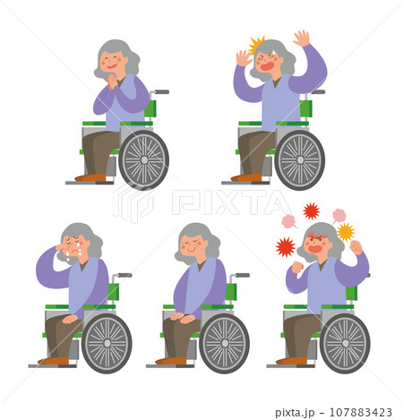 車椅子に乗る高齢女性のポーズイラストセット 107883423