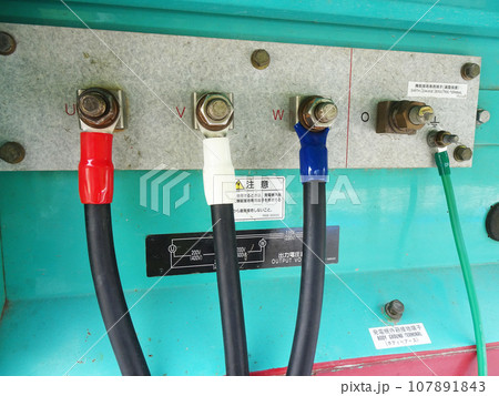 可搬型大型発電機の配線設置状況 107891843
