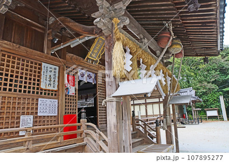 福岡県豊前市の大富神社拝殿 107895277