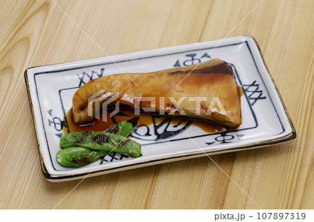 天然ぶりの照り焼き 天然ぶりの照り焼き 107897319